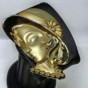 Gold Tone Silhouette of a Young Girl w. Rhinestone Flower Hat Brooch Pin VTG